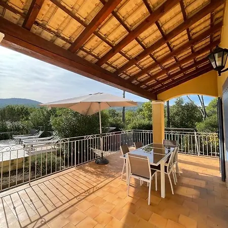 Charmante Avec Piscine Chauffee Et Terrain De Petanque Le Thoronet